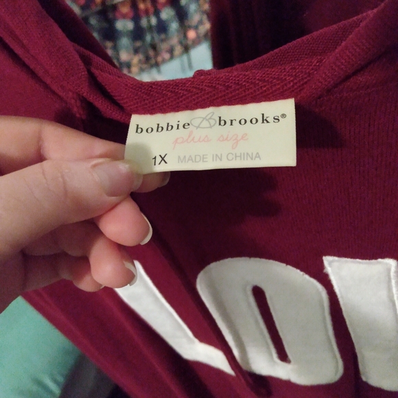 Burgundy Bobbie Brooks "LOVE" long sleeve women's plus size 1X hoodie - Picture 3 of 6